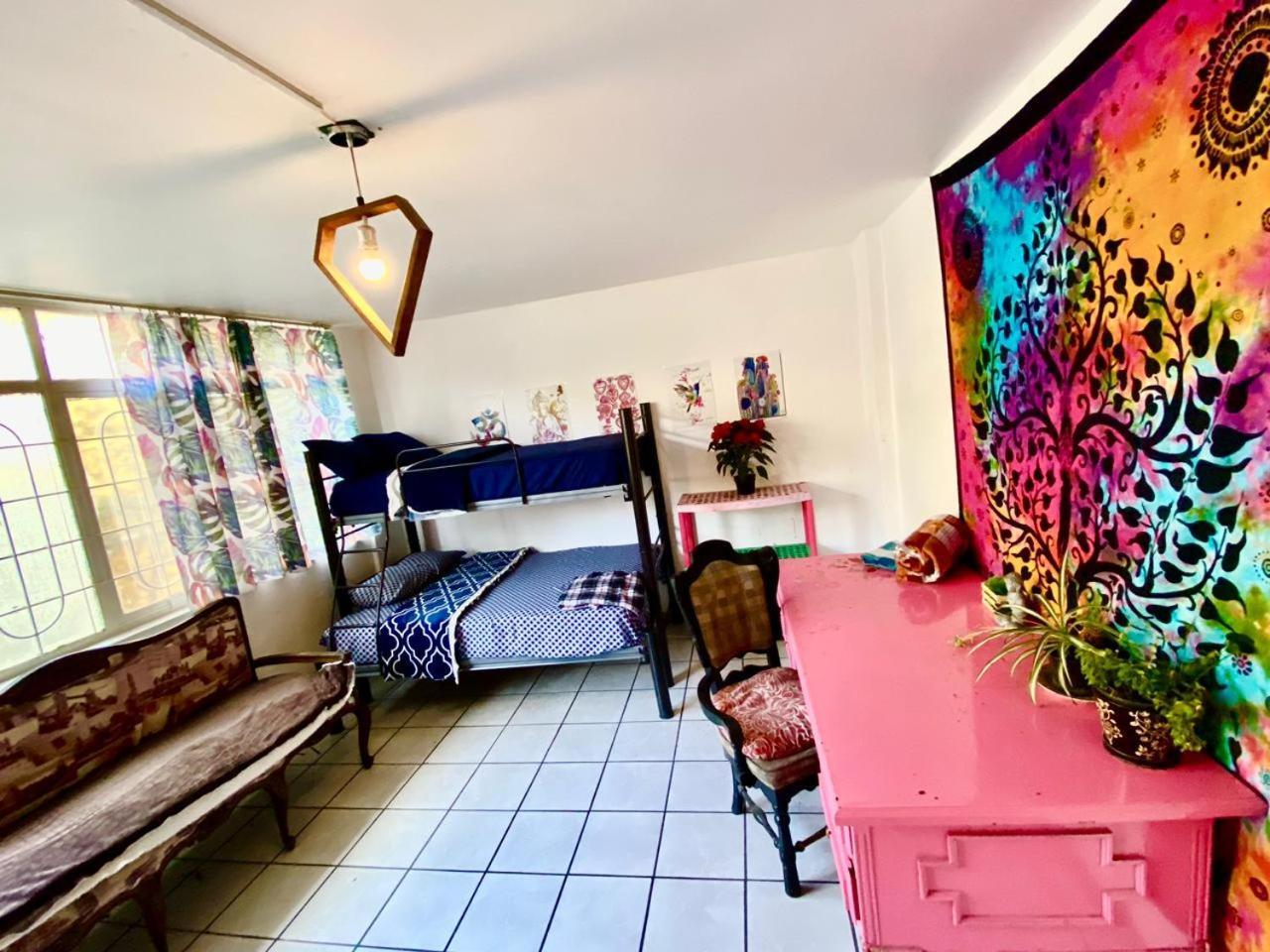 Free Spirit Hostel غوادالاجارا المظهر الخارجي الصورة