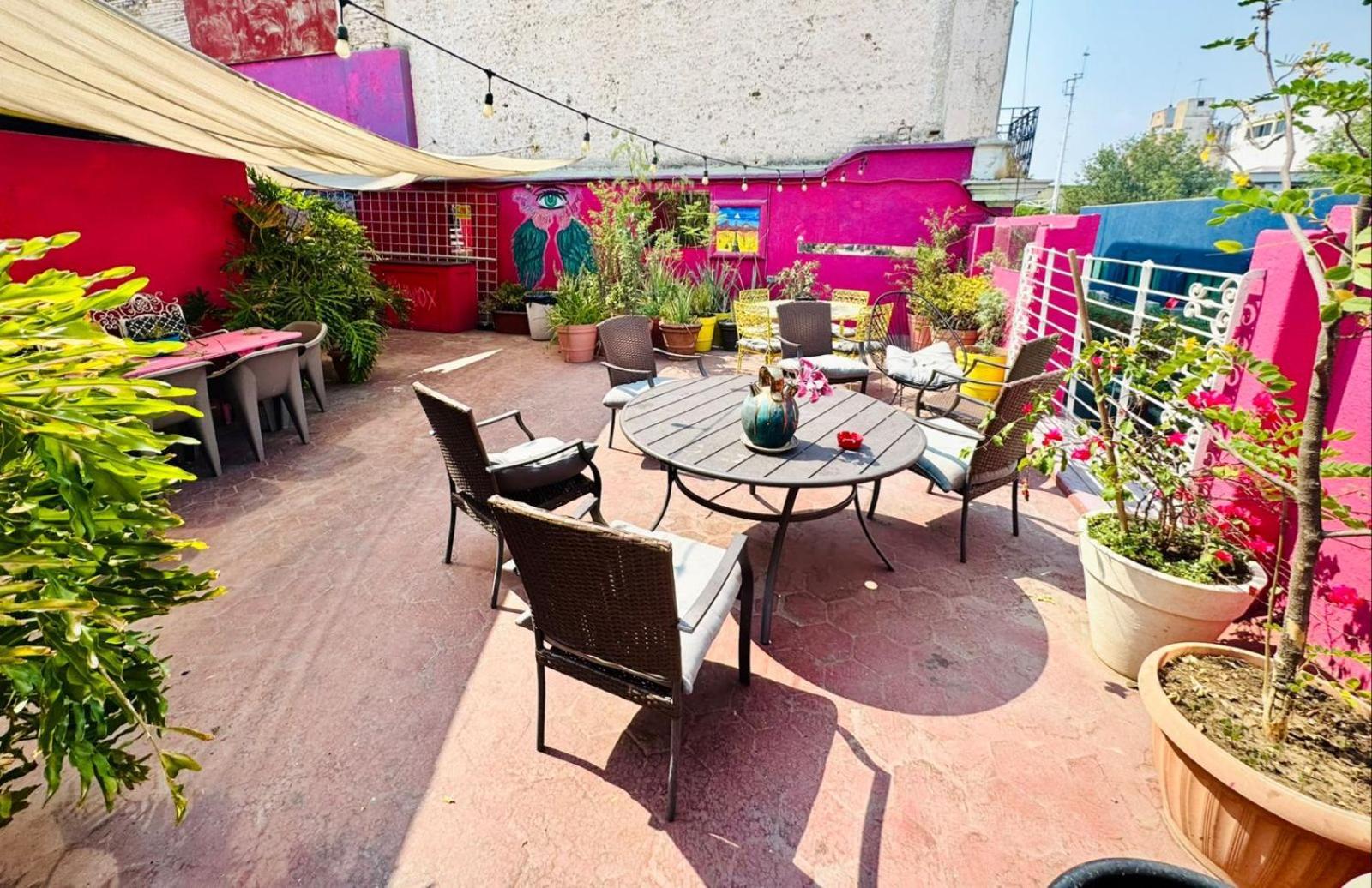 Free Spirit Hostel غوادالاجارا المظهر الخارجي الصورة